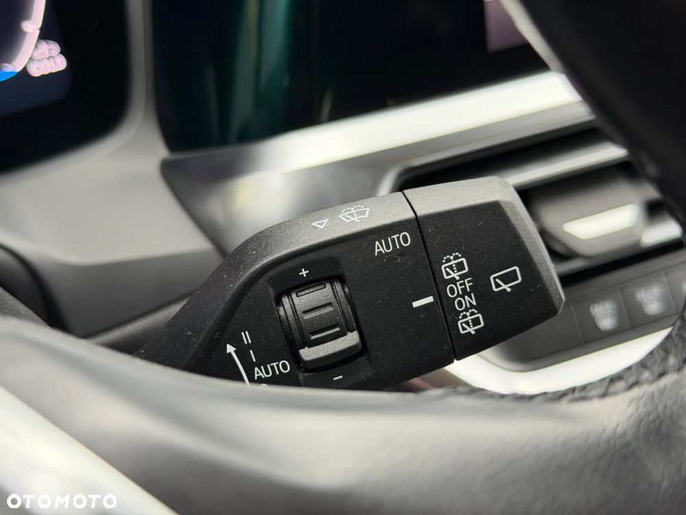 BMW Seria 3 318i Advantage sport - 13