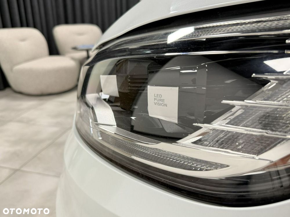 Renault Grand Scenic - 10