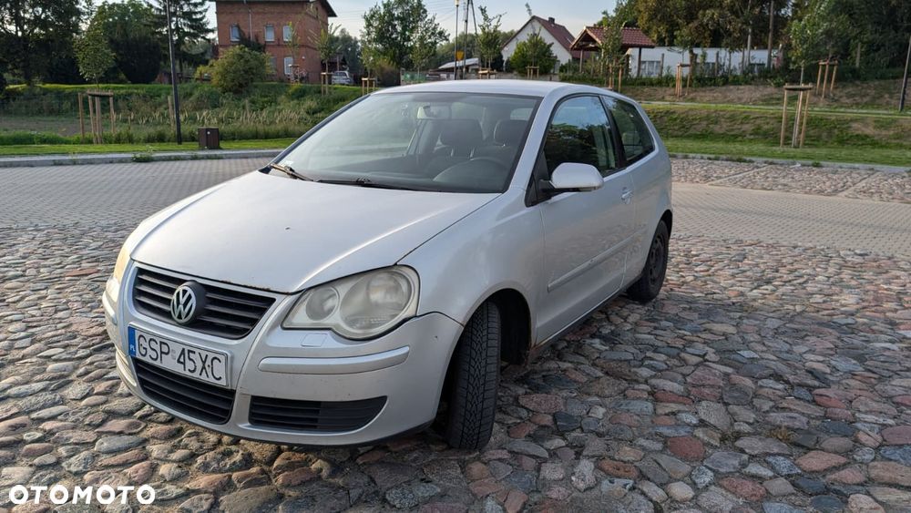 Volkswagen Polo 1.4 16V Basis - 3