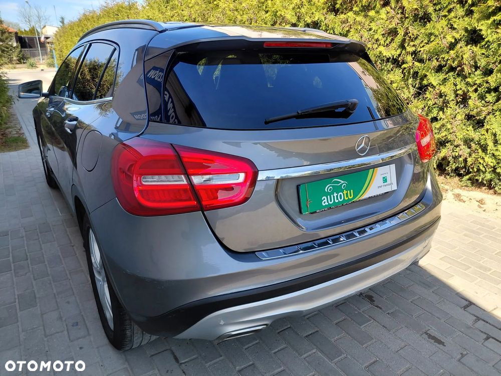 Mercedes-Benz GLA - 7