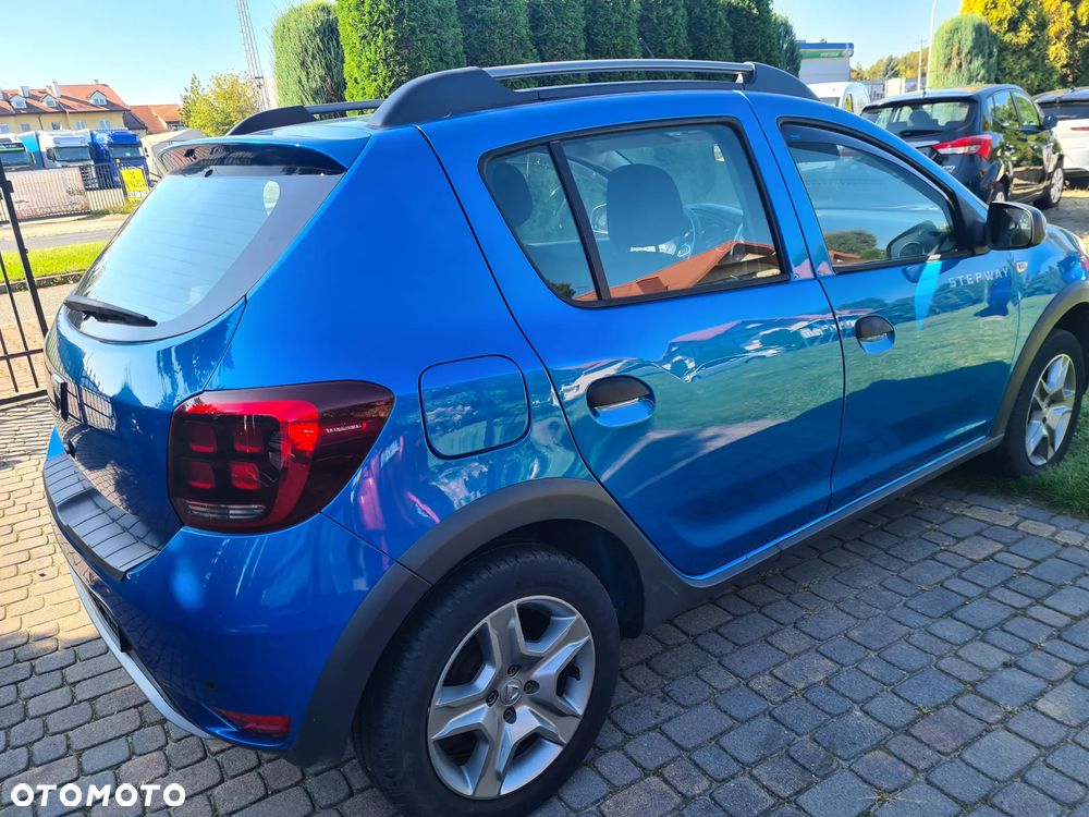 Dacia Sandero Stepway TCe 90 (S&S) Essential - 6