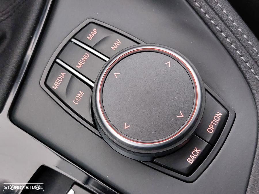 BMW X2 18 d sDrive Auto - 38
