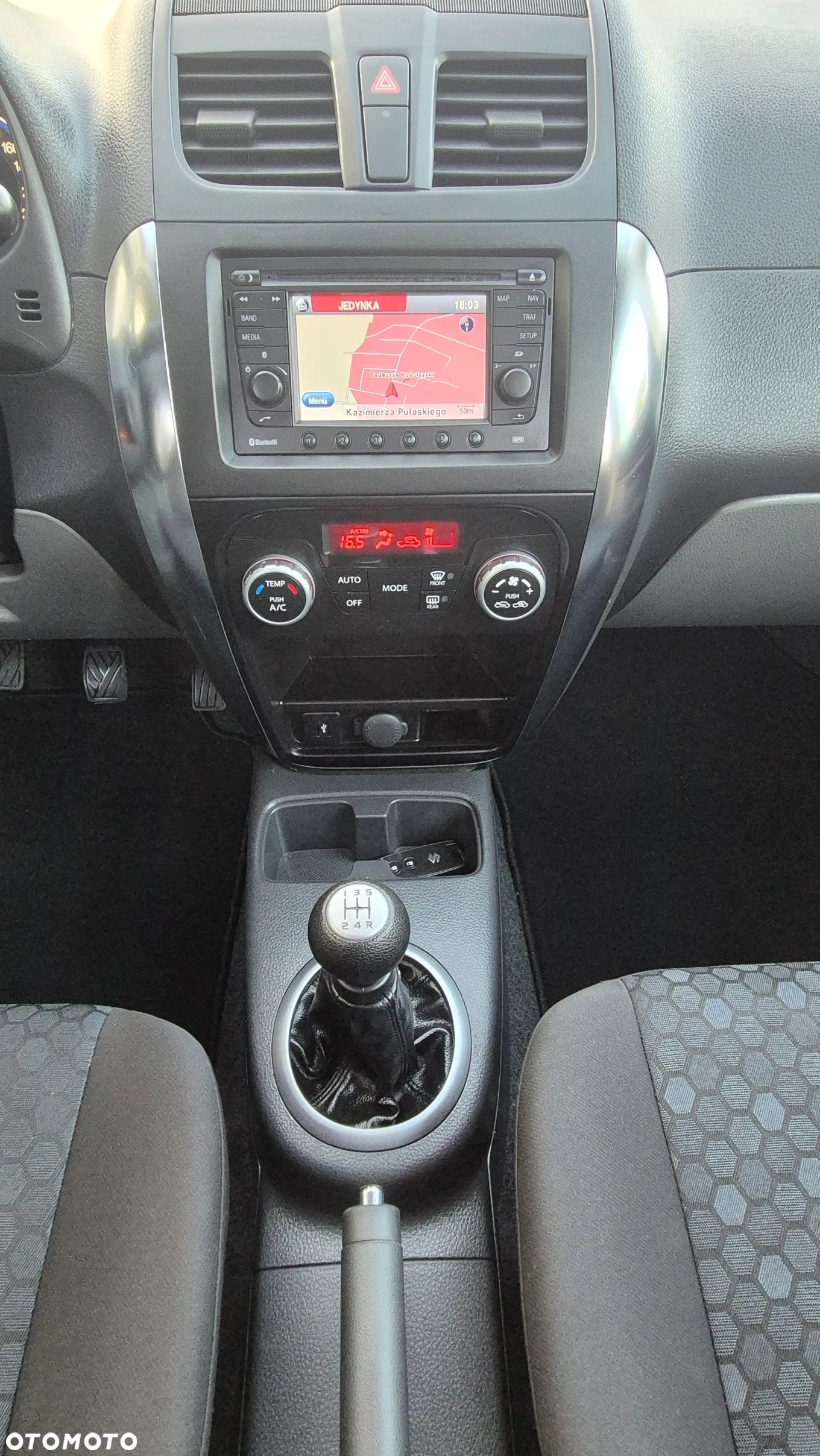 Suzuki SX4 Classic 1.6 VVT 4x4 Style - 28