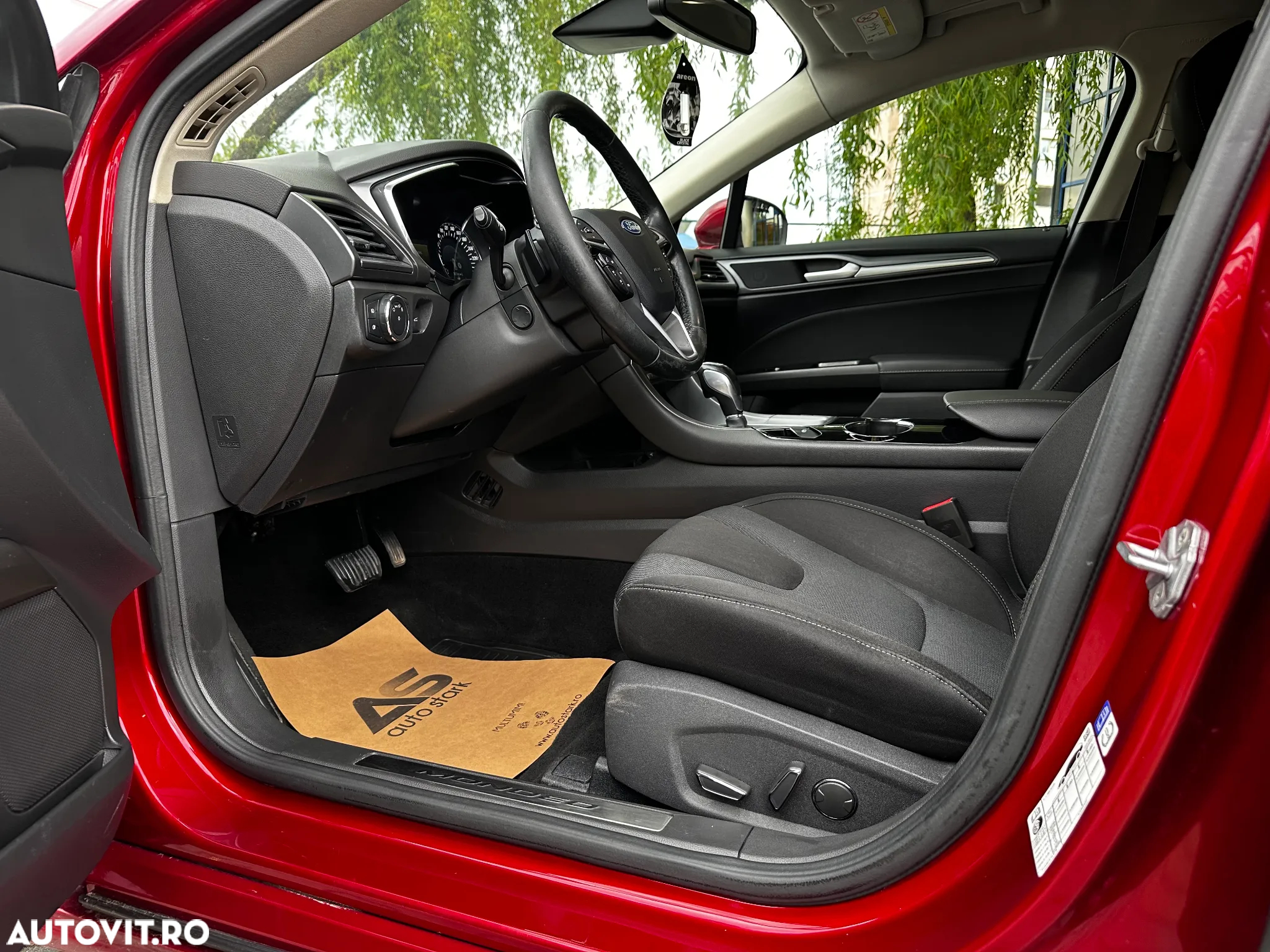 Ford Mondeo 2.0 TDCi Powershift Titanium - 16