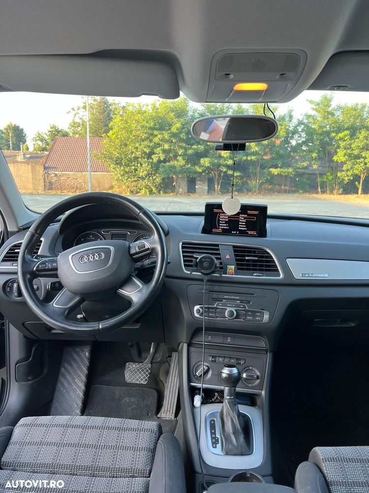 Audi Q3 2.0 TDI Quattro Stronic - 4