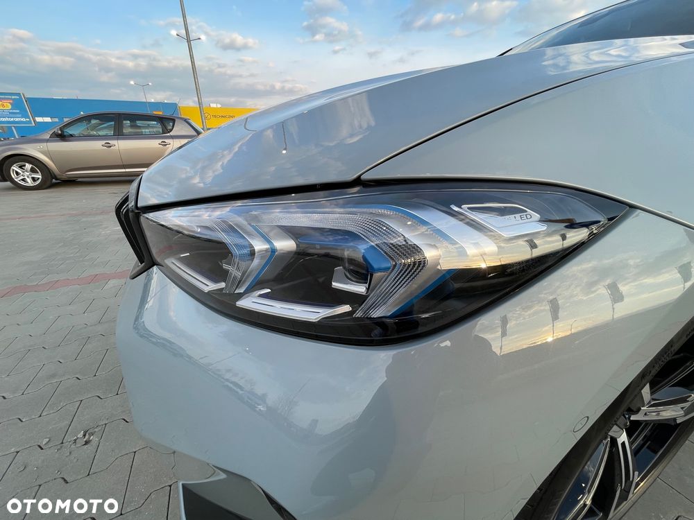 BMW Seria 3 318i M Sport - 27