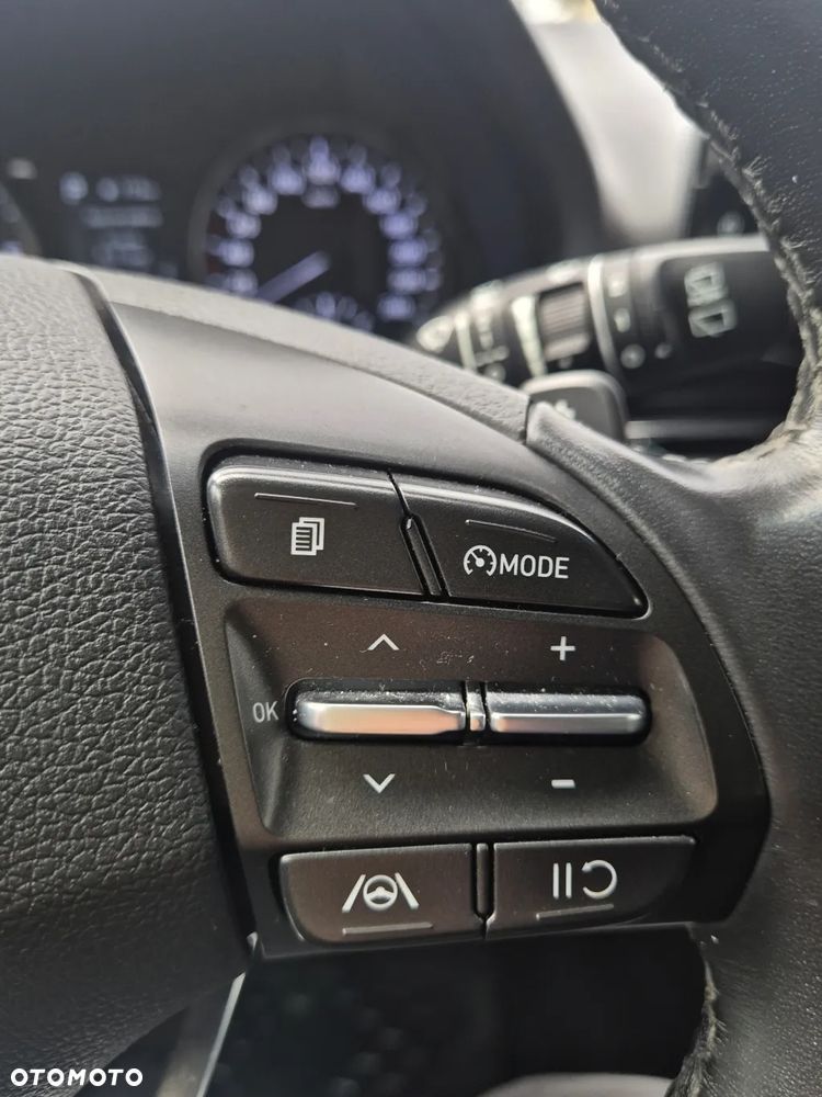 Hyundai i30 1.6 D Comfort DCT - 12
