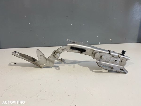 Balama capota dreapta V40 2012-2018 31385072 - 1