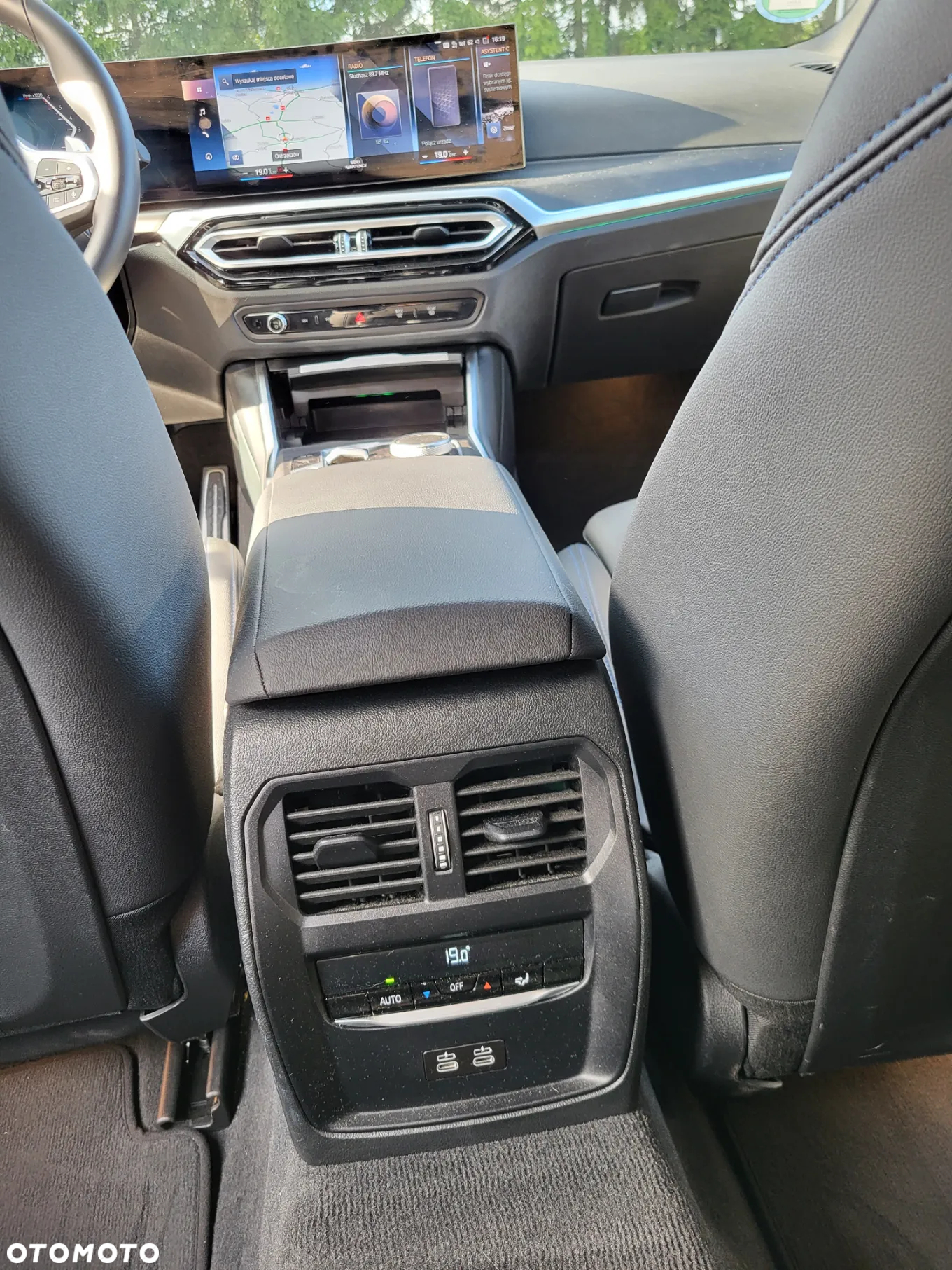 BMW Seria 3 318d M Sport - 14