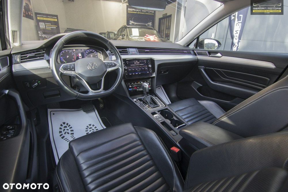 Volkswagen Passat - 24