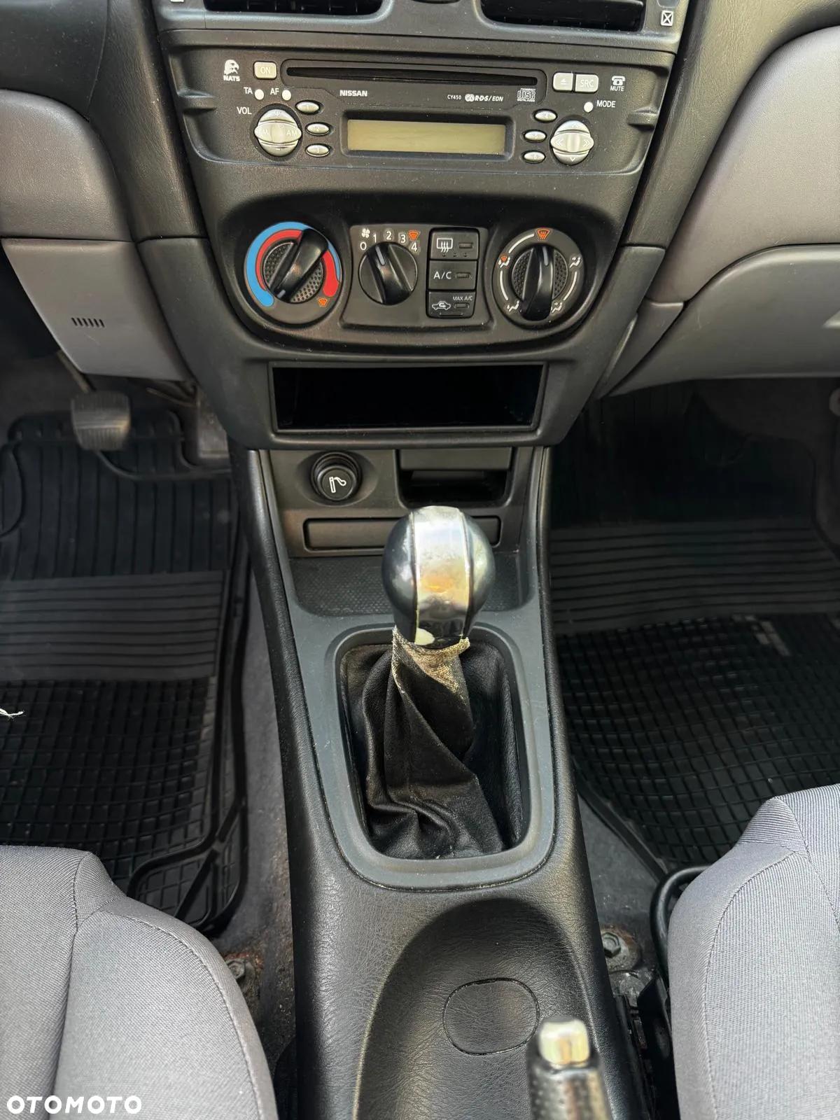 Nissan Almera - 3