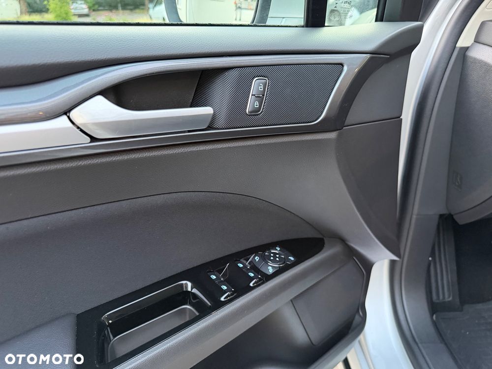 Ford Mondeo 2.0 TDCi ECOnetic Start-Stopp Titanium - 22