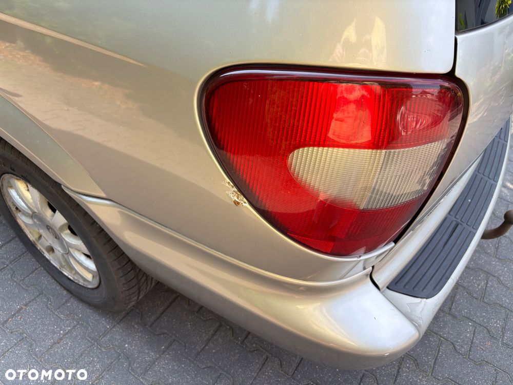 Chrysler Grand Voyager - 8