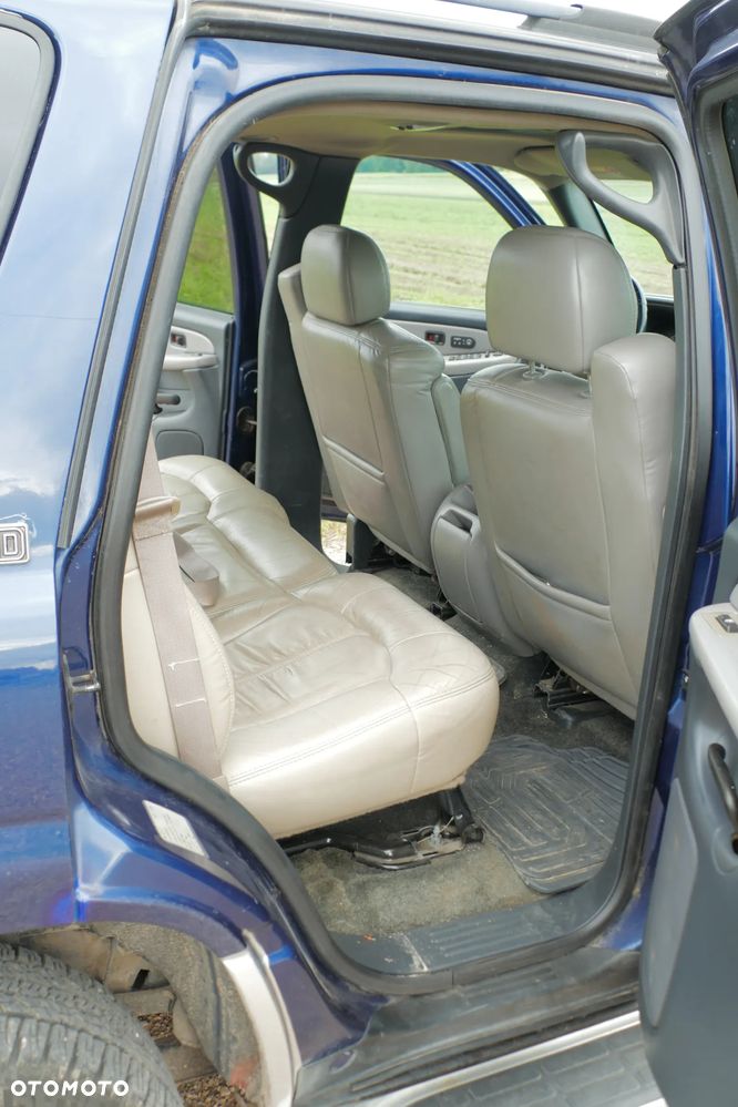 Chevrolet Tahoe - 15