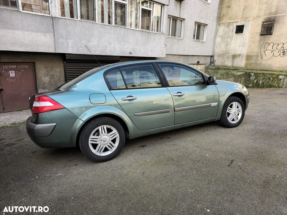 Renault Megane II 1.6 Influence - 3