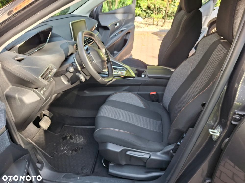 Peugeot 3008 1.2 PureTech Active Pack S&S EAT8 - 14