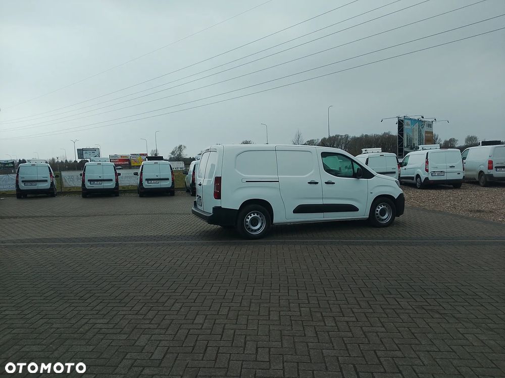 Peugeot Partner Proace Berlingo Combo Doblo L2 Izoterma Chłodnia Salon PL półka Inox 3 osoby - 9