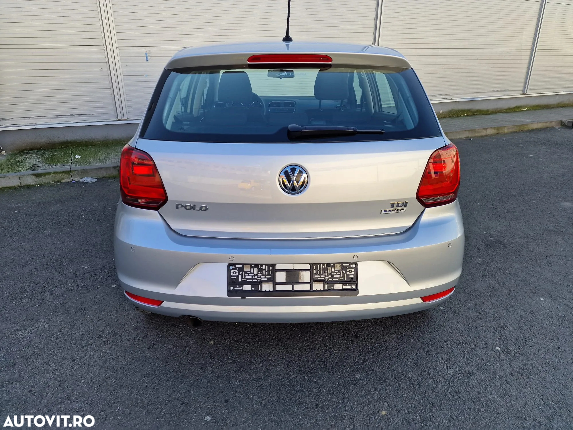 Volkswagen Polo 1.4 TDI (Blue Motion Technology) Comfortline - 30