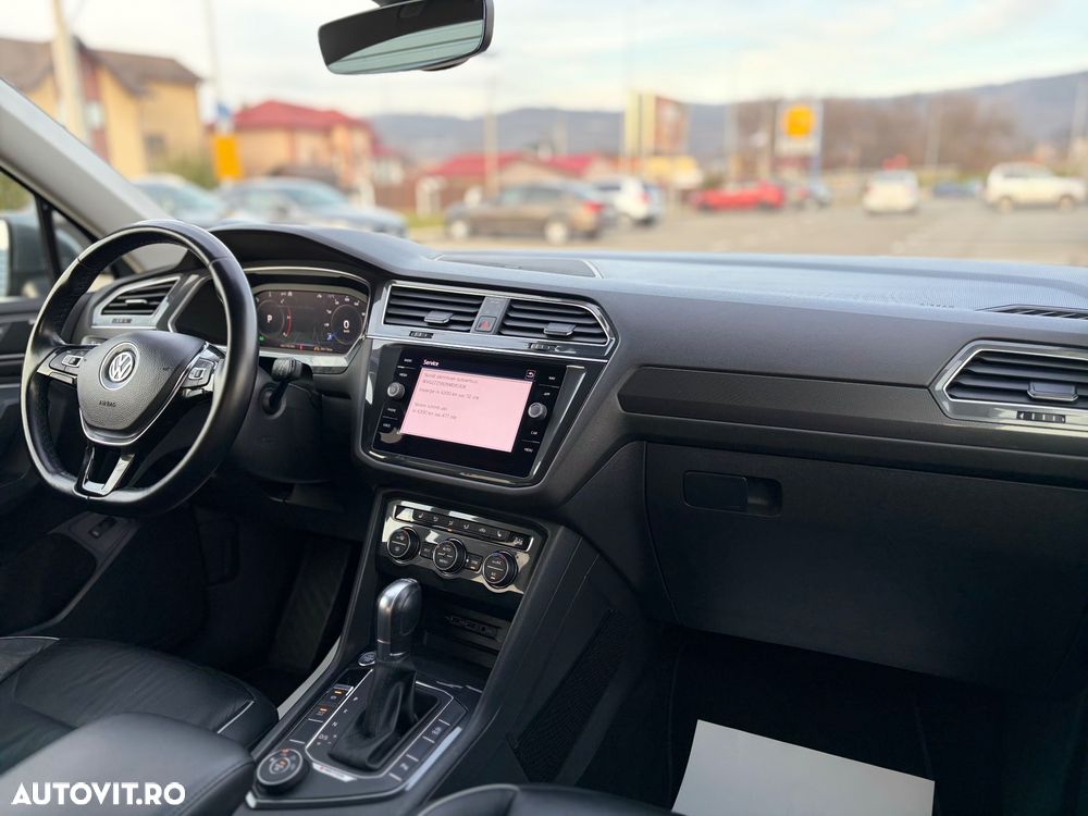 Volkswagen Tiguan - 19