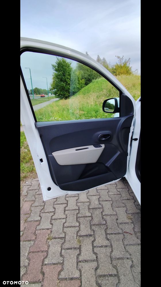 Dacia Dokker - 17