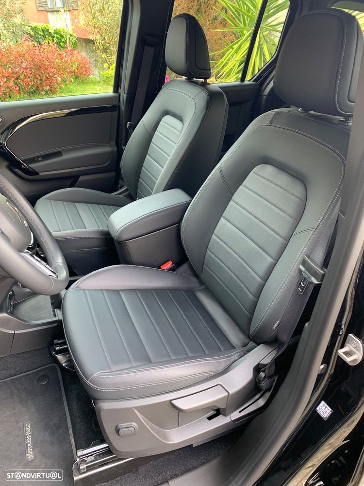 Mercedes-Benz T 180 d Auto Progressive - 12