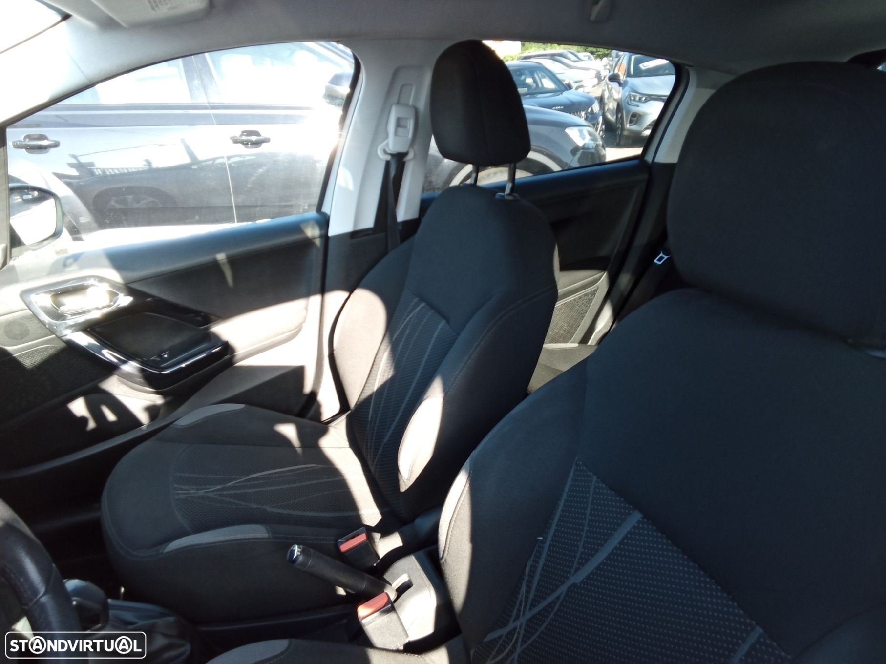 Peugeot 208 1.2 VTi Active - 18