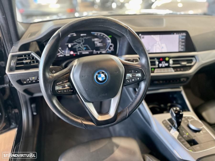 BMW 320 e Corporate Edition Auto - 12