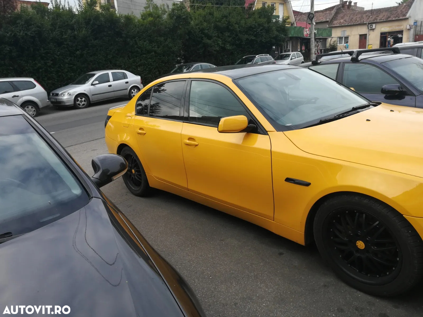 BMW Seria 5 520i - 8
