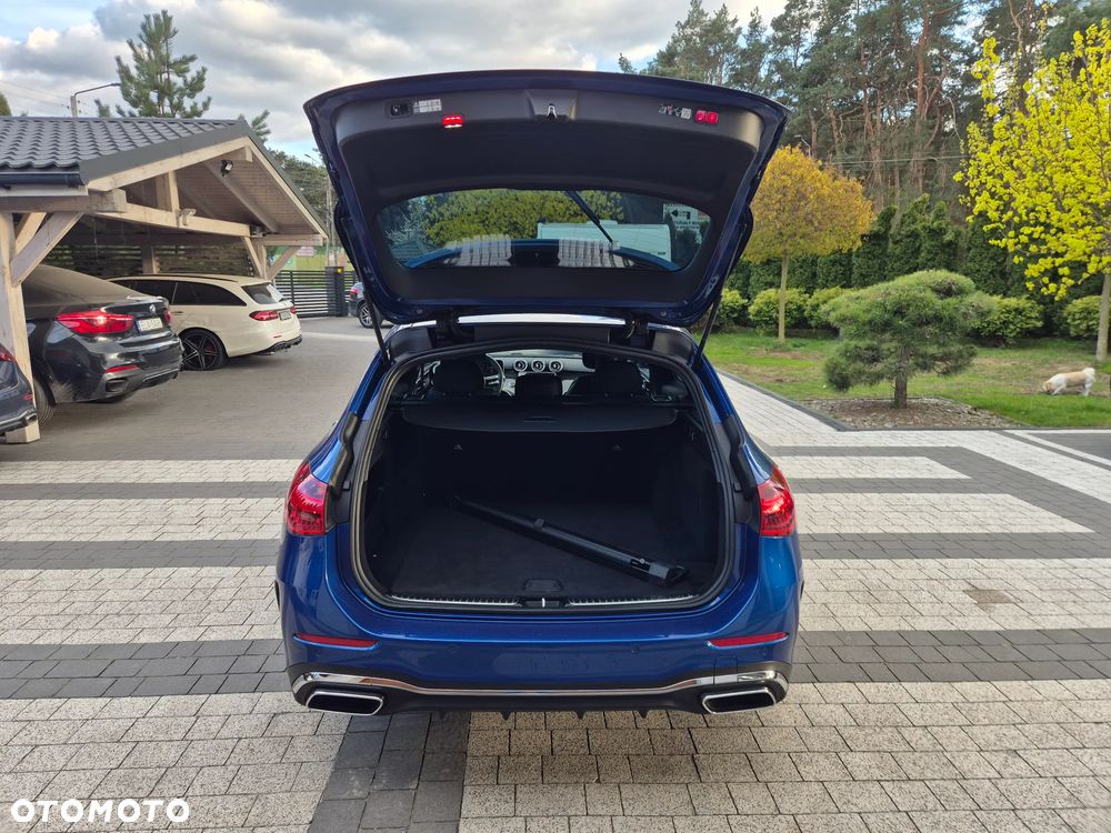Mercedes-Benz Klasa C 220 d mHEV AMG - 30