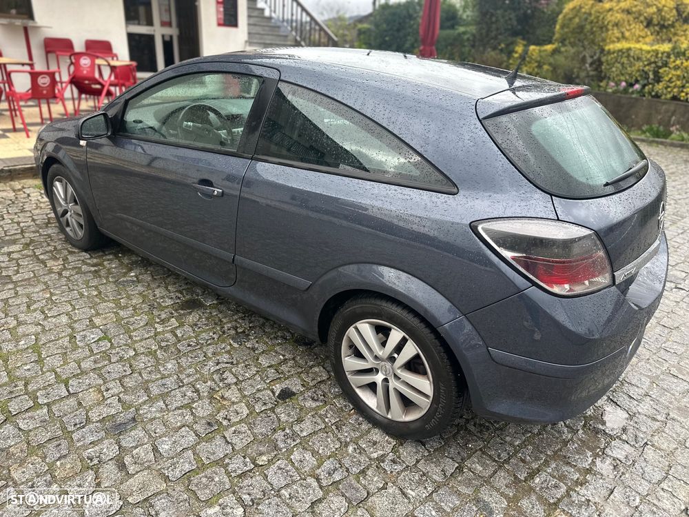 Opel Astra GTC 1.7 CDTI - 3