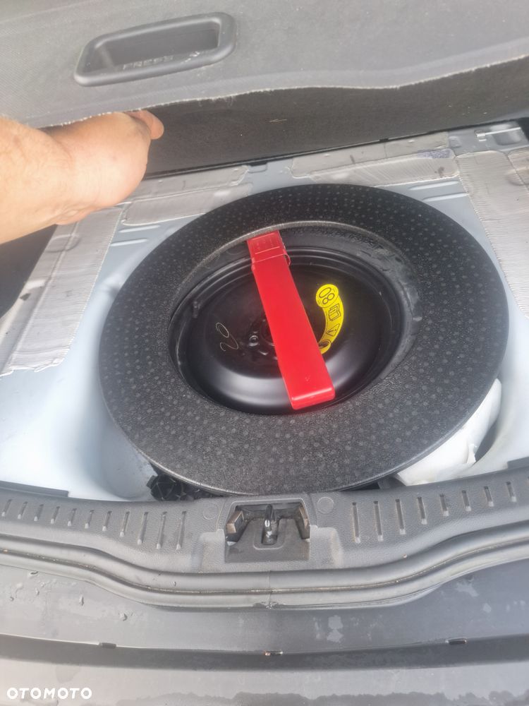Ford Focus Turnier 1.0 EcoBoost Start-Stopp-System ACTIVE - 8