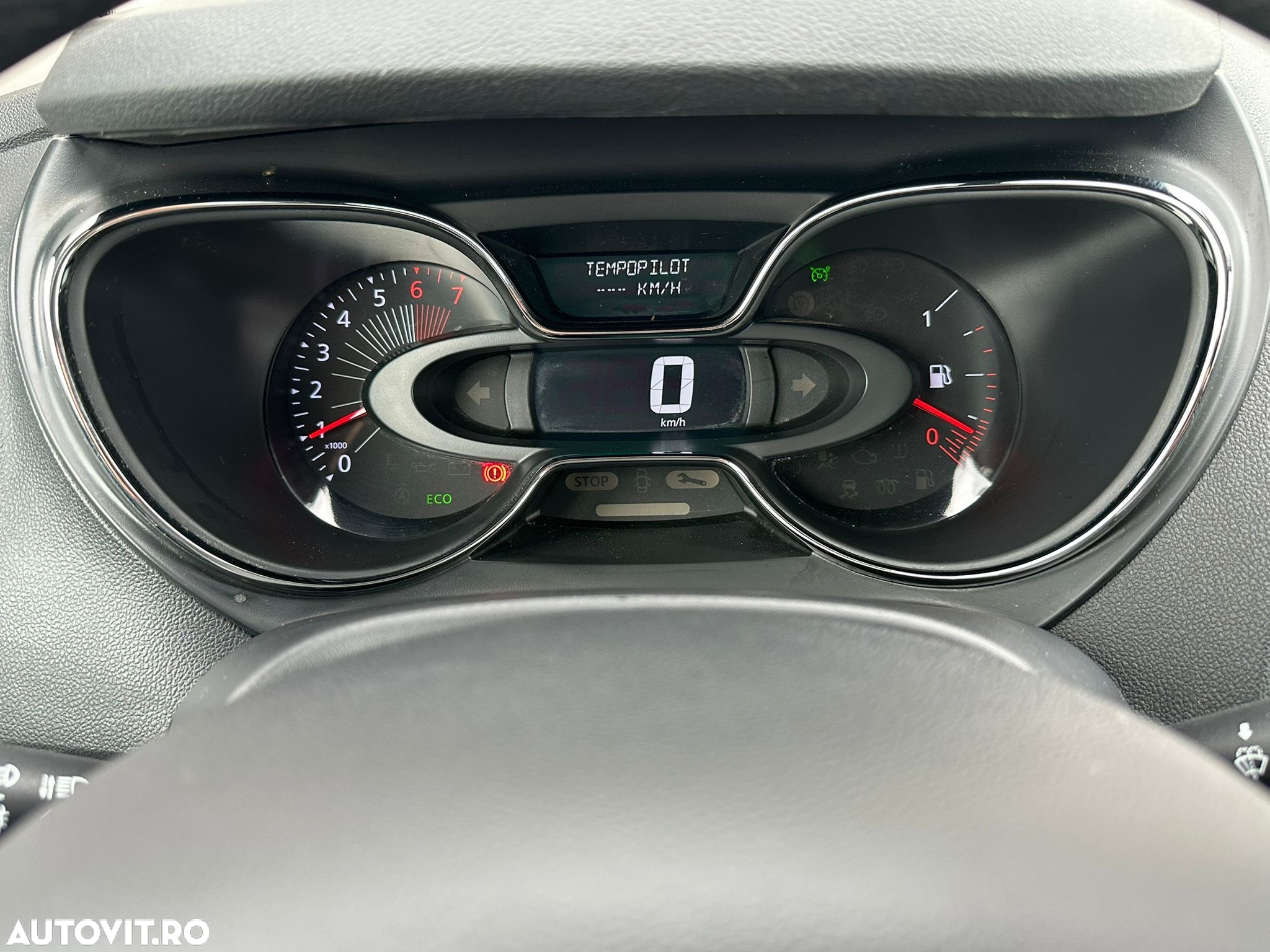 Renault Captur (ENERGY) TCe 90 INTENS - 10