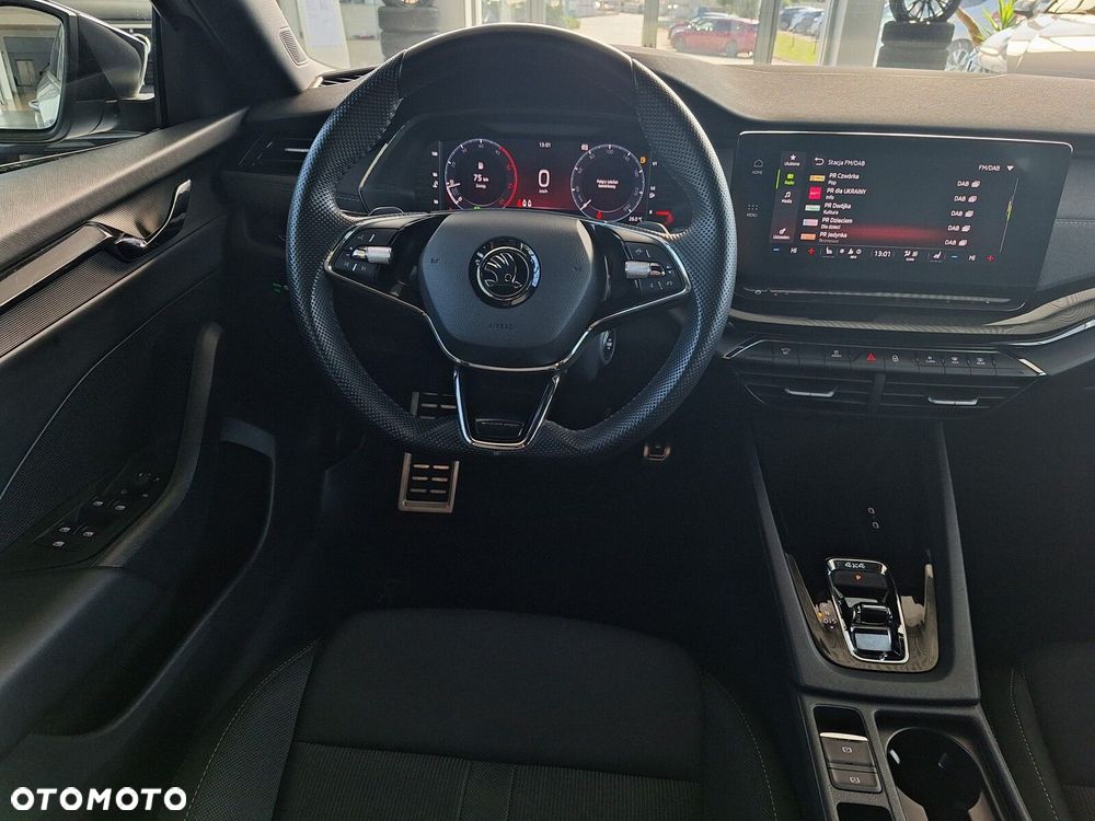 Skoda Octavia 2.0 TDI 4x4 Sportline DSG - 29