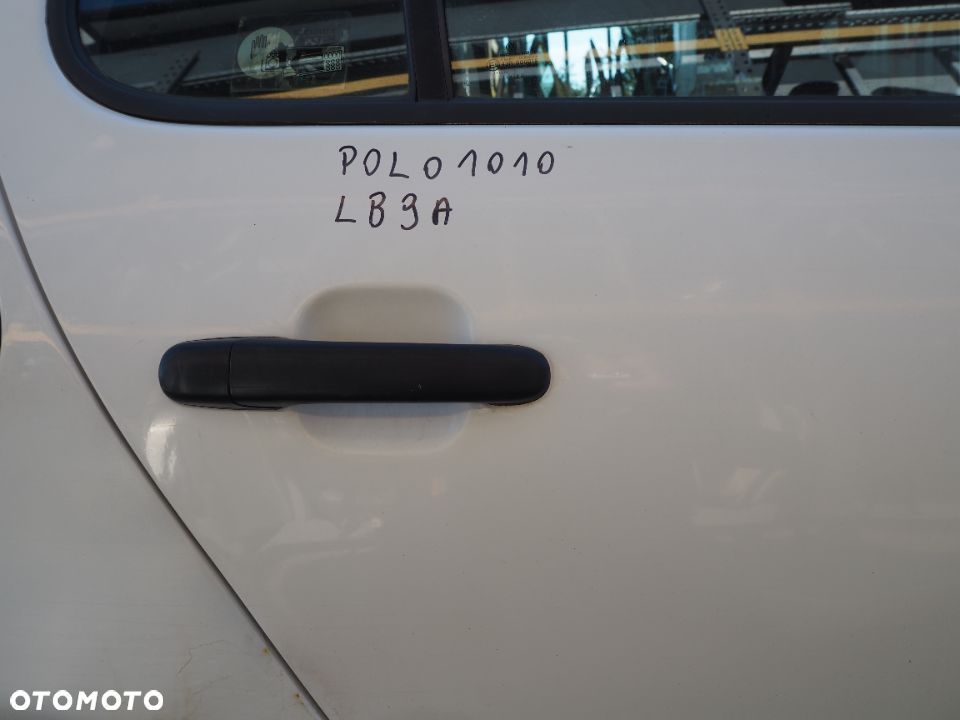 Drzwi Prawe Tylne Tył VW Polo Kolor: LB9A - 5