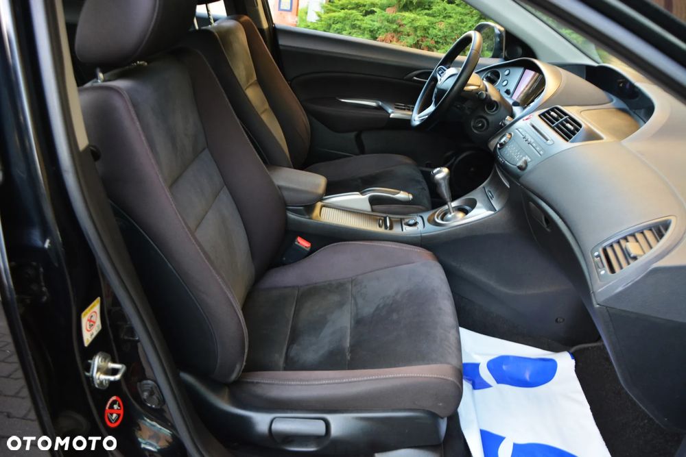 Honda Civic 1.8i-VTEC Sport - 22