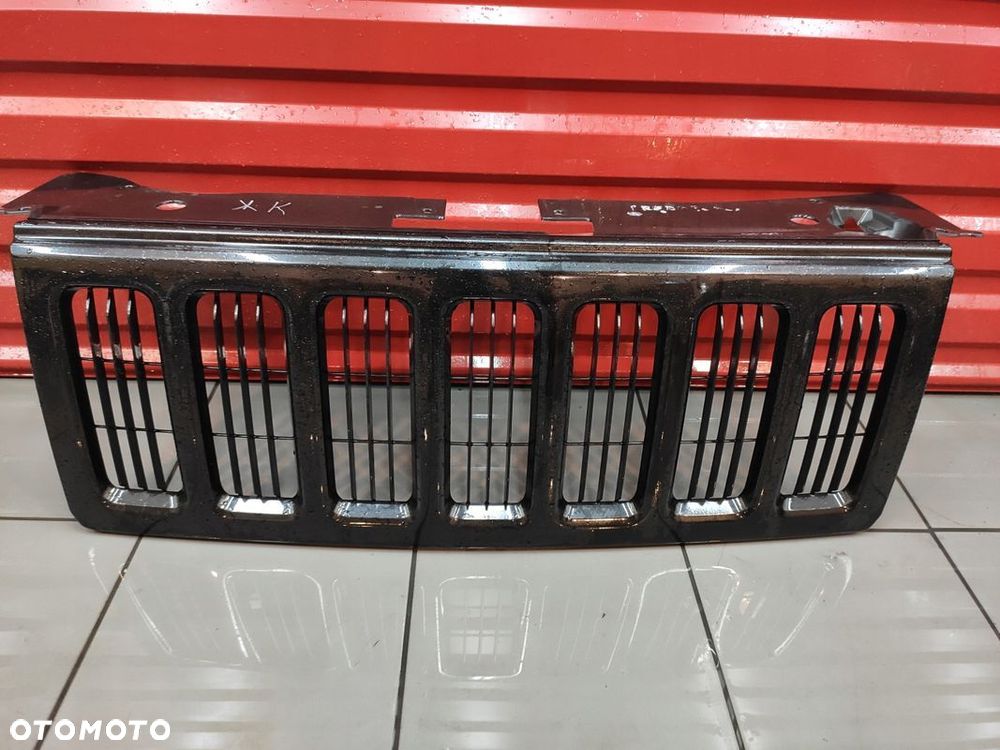 JEEP COMMANDER XK XH ATRAPA GRIL ORYGINAŁ CZARNY RAMKA ŁADNY - 1