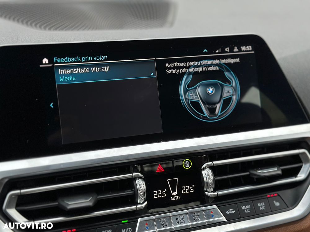 BMW Seria 3 330e Aut. - 35