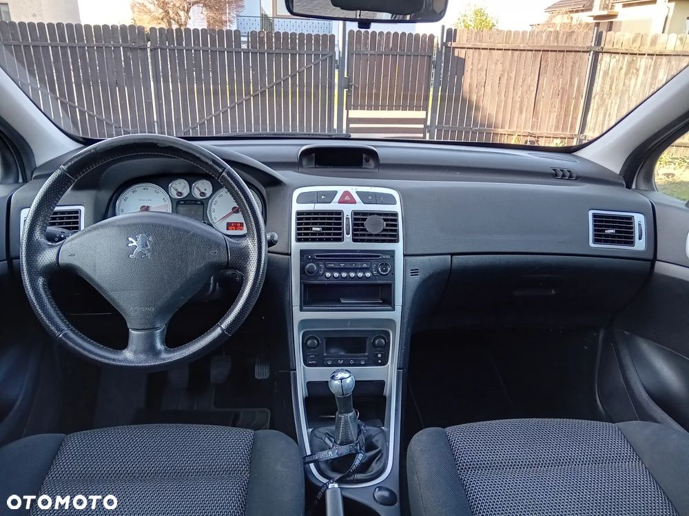 Peugeot 307 SW 110 OXYGO - 13