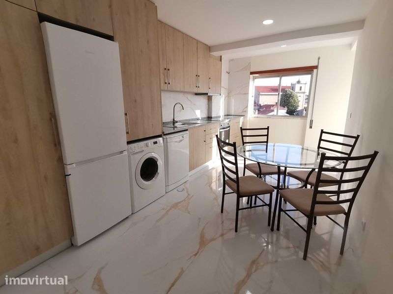 Arrenda-se Apartamento T3 – Junto á Sé Catedral – Castelo Branco - Grande imagem: 3/12
