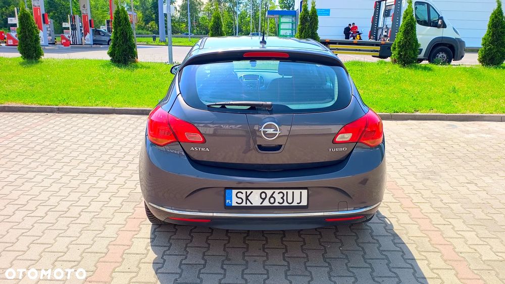 Opel Astra 1.4 T Enjoy EU6 - 4