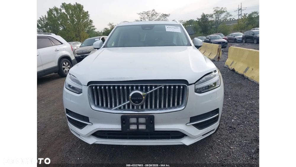 Volvo XC 90 - 4