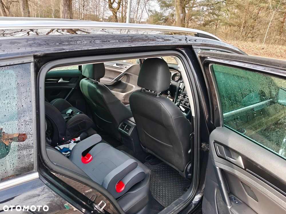 Volkswagen Golf - 14
