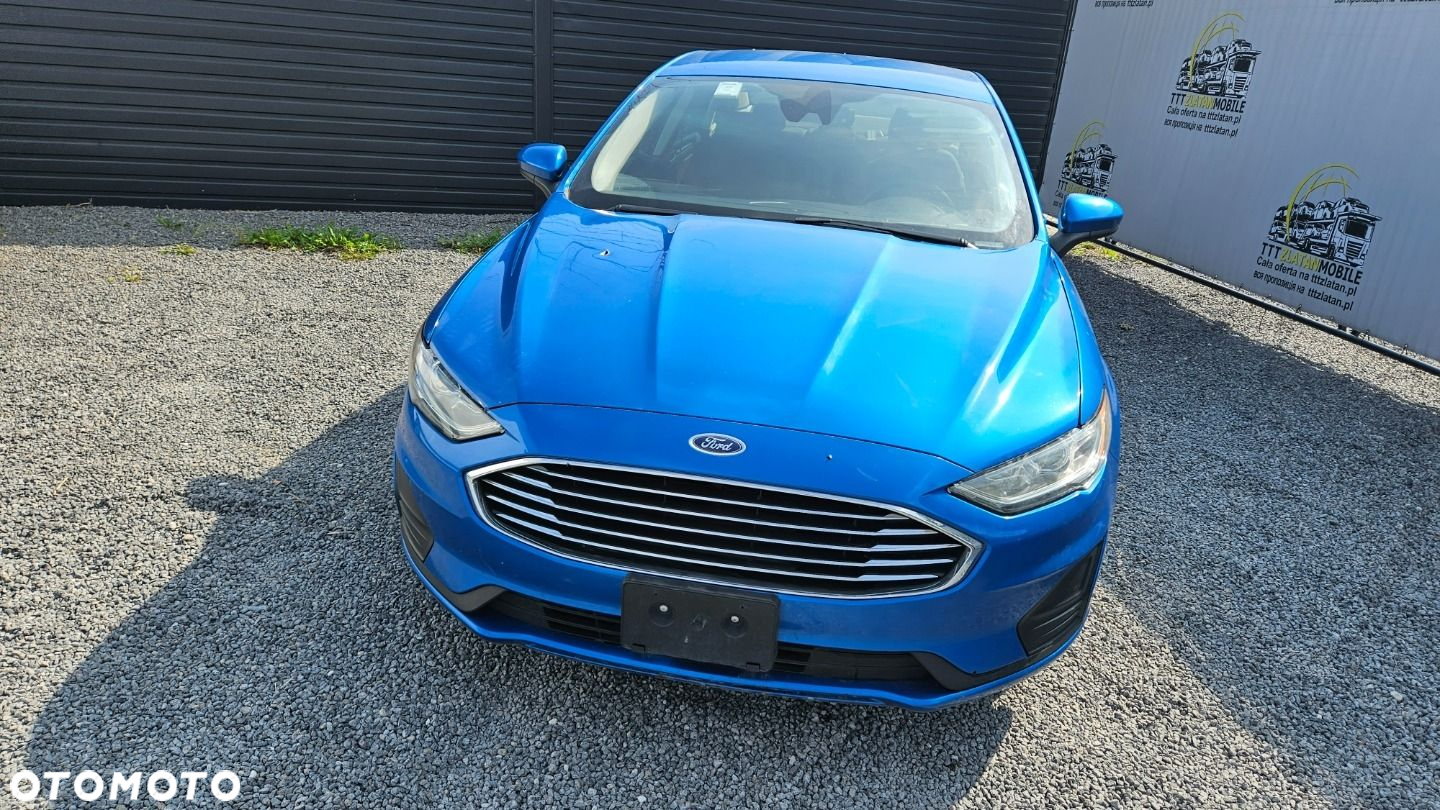 Ford Fusion - 6
