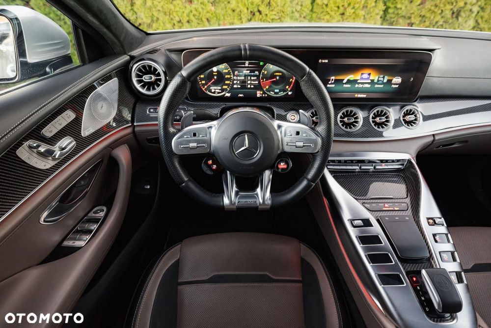 Mercedes-Benz AMG GT 43 4-Matic+ - 11