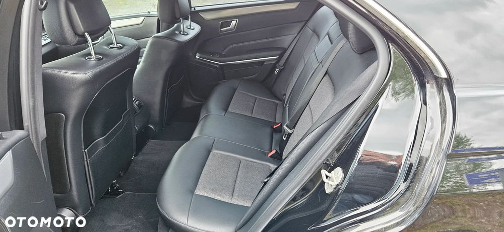 Mercedes-Benz Klasa E 200 CDI 7G-TRONIC Elegance - 8