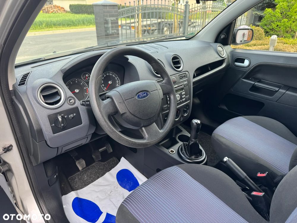 Ford Fusion 1.6 Elegance - 14