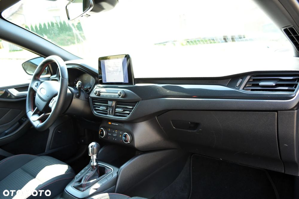 Ford Focus 1.0 EcoBoost ST-Line Business - 7