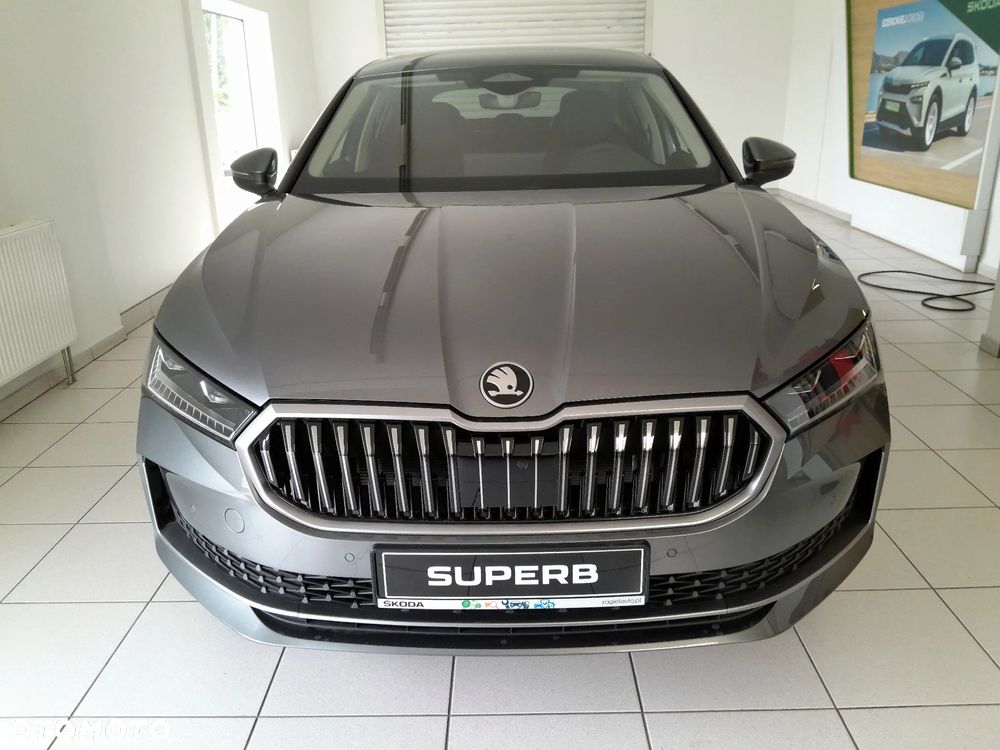 Skoda Superb 2.0 TDI SCR 4x4 L&K DSG - 2