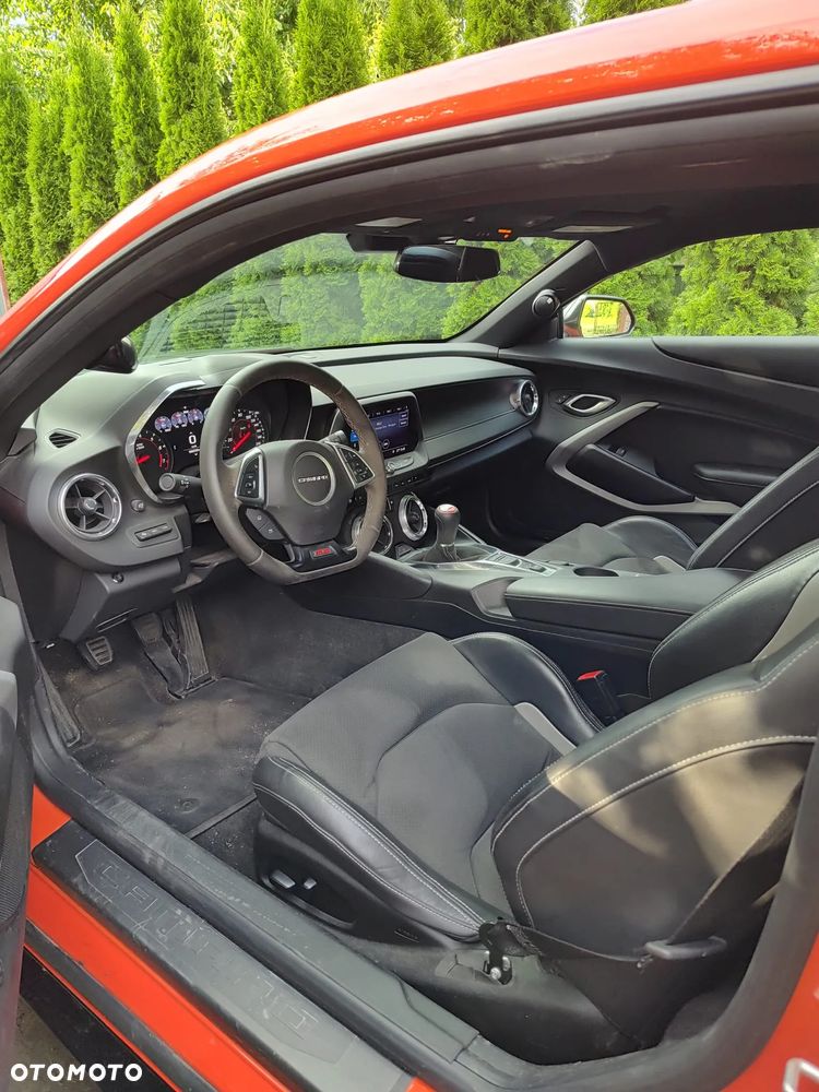 Chevrolet Camaro - 11