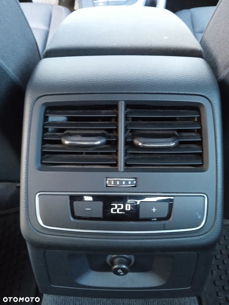 Audi A4 Limousine 35 TFSI S tronic - 23